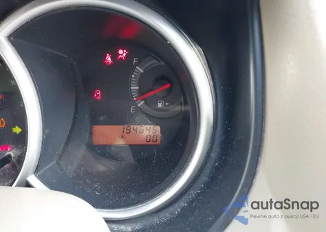 2011 Nissan Versa 1.8S z USA, uszkodzony, nr VIN 3N1BC1CP9BL424722